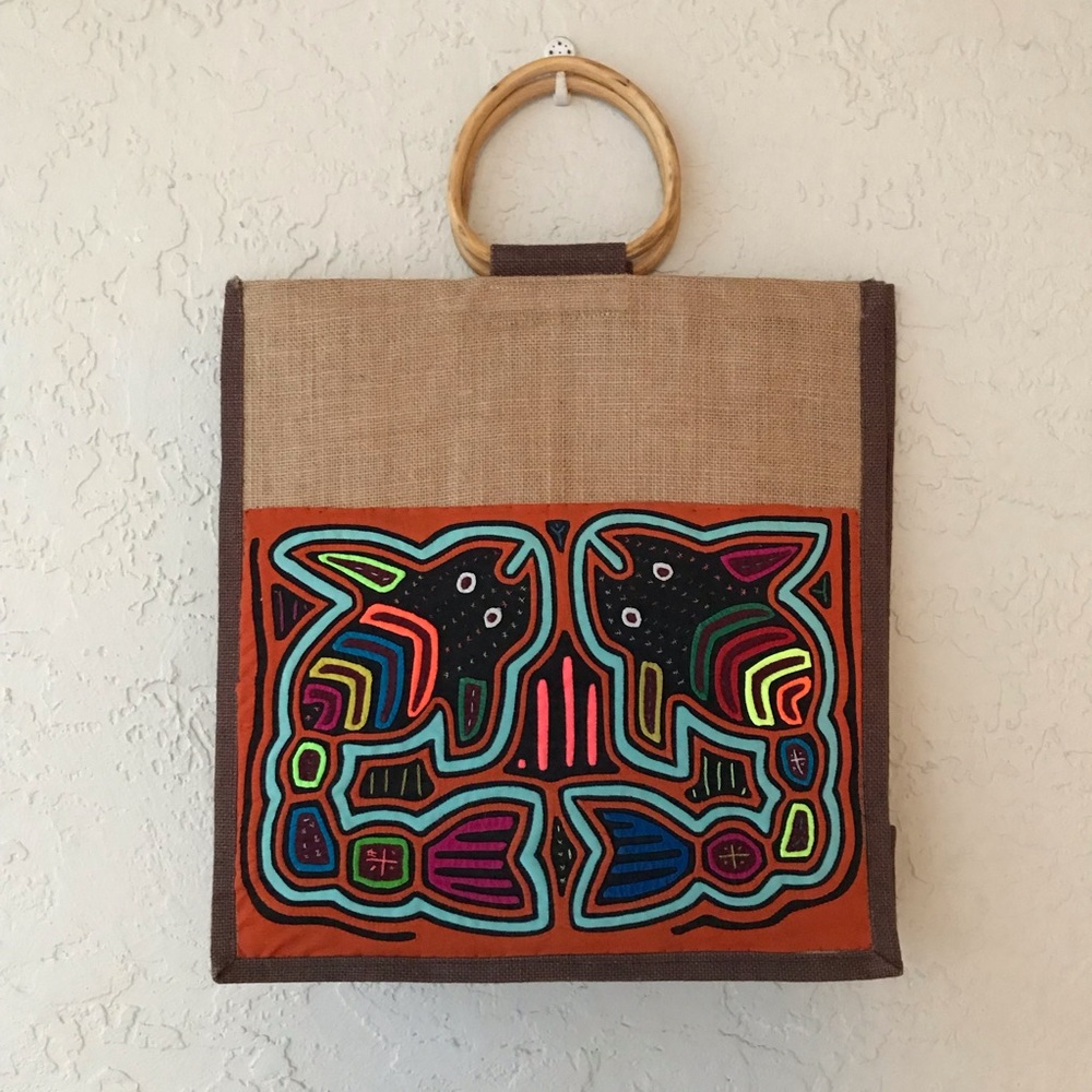 Panamanian mola bag